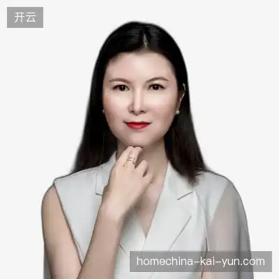 董彤